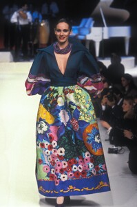 magaliL s96ninaRicciHC-77.jpg