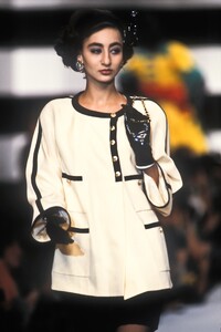 shosh s91chanel-rtw-96.jpg