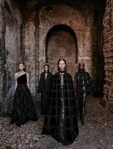 vogue italia 02 (2).jpg