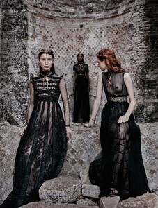 vogue italia 06 (2).jpg