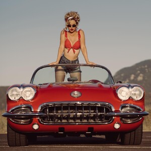 [2019.10.14] carolinemaloufphotography_71169922_501503257066586_1694257281493769439_n.jpg