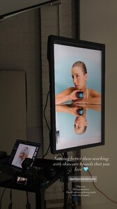 [2025.06.30 ]scarlett.mayer_3666760483531082792.jpg