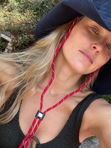 [2025.07.01] barrefaeli_515147122_18516871855041153_8468523508216699946_n.jpg