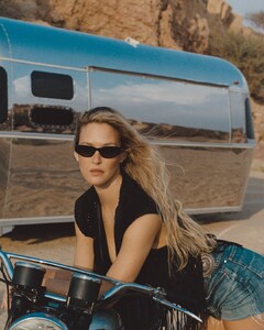 [2025.07.01] carolinalemkeberlin.il_511576192_18514966582044273_3090649187270262997_n.jpg