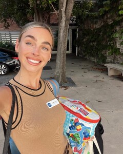 [2025.07.01] elizabethcturner_514866906_18512163181052750_4690856871988790349_n.jpg