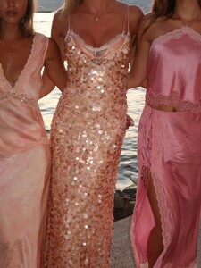 [2025.07.02] loveshackfancy_515065741_18515649973031905_237312003303027628_n.jpg