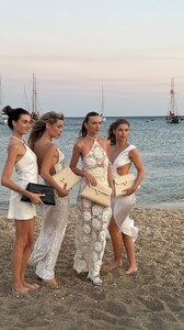 [2025.07.03] celinebethmann_DLpIGoaMQhO.jpg