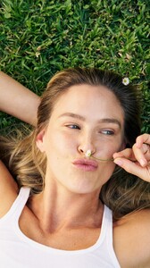 [2025.07.03] livelle_3668675624754682459.jpg