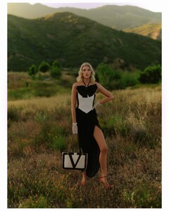 [2025.07.05] hoskelsa_515275964_18513465166010569_1315474878346426416_n.jpg