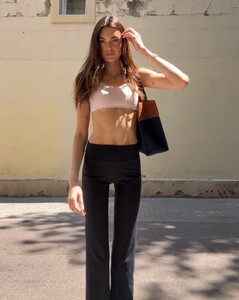 [2025.07.06] celinebethmann_515935465_18352472551158308_8694424954481621126_n.jpg