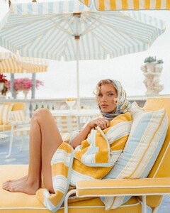 [2025.07.08] businessandpleasure_co_518258676_18517354801022265_5988941834248339370_n.jpg