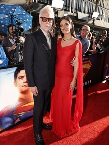 [2025.07.08] sarasampaio_517591410_18520523023058288_7121722934102188341_n.jpg