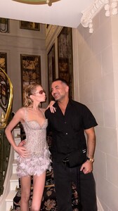 [2025.07.08] stellamaxwell-alikavoussi_3672422566632724924.jpg