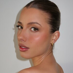 [2025.07.09] scarlett.mayer__517363785_18512077996016169_4738125258312863235_n.jpg