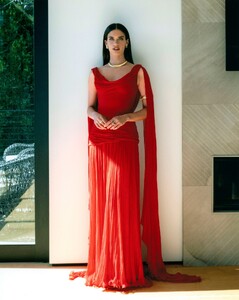 [2025.07.09] whowhatwear_516846820_18520508611039729_3206622252521581017_n.jpg