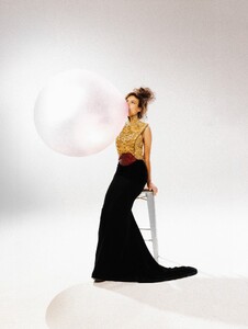 [2025.07.11] victoriajustice_518110880_18606616468006824_7911957786750535683_n.jpg