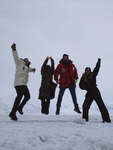 [2025.07.12] sarasampaio_518850833_18521255920058288_1192258884962833213_n.jpg