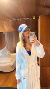 [2025.07.13] elizabethcturner_3675841988745317555.jpg