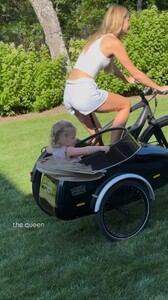 [2025.07.15] katelove_3677602103841749504.jpg