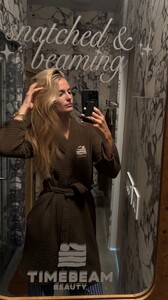 [2025.07.16] katelove_3678172529933510012.jpg