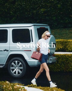 [2025.07.23] sportyandrich_520834004_18514314178004886_2045321064502819219_n.jpg