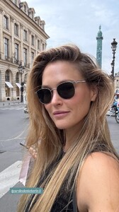 [2025.07.24] barrefaeli_3683817944172957487.jpg