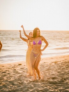 [2025.07.24] victoriajustice_523326377_18609056746006824_7099370383050853309_n.jpg