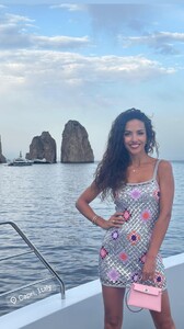 [2025.07.25] laurabarriales_3684748768360930058.jpg