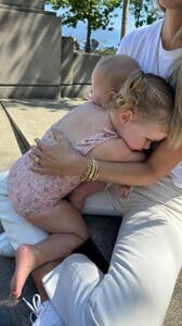 [2025.07.30] katelove_3687900899645782769.jpg