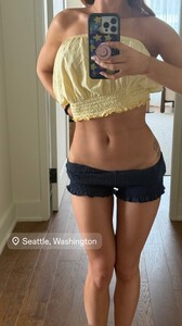 [2025.07.30] zoeyyluna_3688457809156520204.jpg