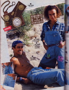 AyaThorgr-x-PMarket-IT-n62-spring91 (5).png