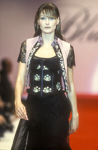 Blumarine 1994 Women RTW 64.jpg