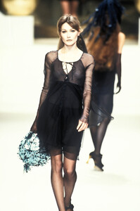 Chanel 1994 Haute Couture 163.jpg