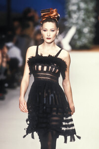 Chloe 1994 Women RTW 108.jpg