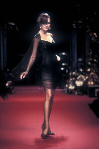 Christian Dior 1994 Haute Couture 146.jpg