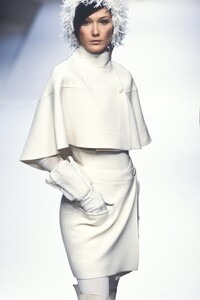 Claude Montana 1994 Women RTW 37.jpg