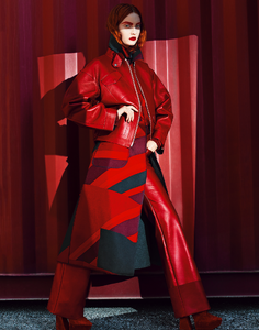 Codie Young by Richard Burbridge for i-D Magazine Winter 2013_03.png