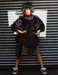 Codie Young by Richard Burbridge for i-D Magazine Winter 2013_04.png