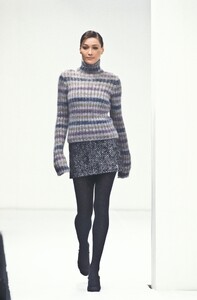 Dolce Gabbana 1994 Women RTW 103.jpg