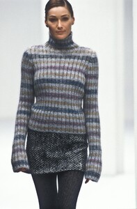 Dolce Gabbana 1994 Women RTW 104.jpg