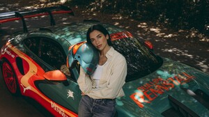 Dua Lipa - Maxim [2025.07.25] Dua-Lipa-Porsche-1.jpg