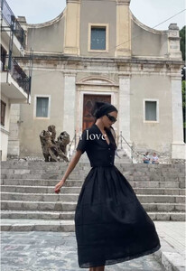 Elsa Hosk - TikTok 12.jpg