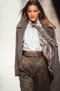 Emporio Armani 1992 Women RTW 47.jpg