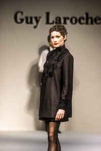 Guy Laroche 1994 Haute Couture 48.jpg
