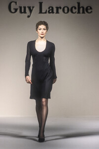 Guy Laroche 1994 Haute Couture 61.jpg