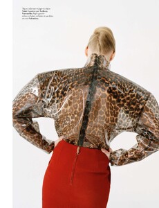 Harper's Bazaar France August 2025 LC_16.jpeg