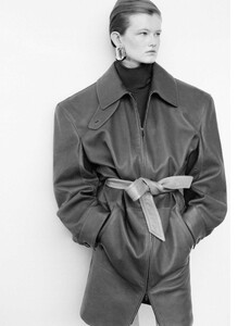 Harper's Bazaar France August 2025 LC_7.jpeg