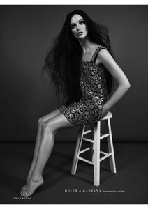 Harper's Bazaar UK 09-2025_17.jpg