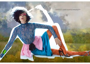 Harper's Bazaar UK 09-2025_34.jpg