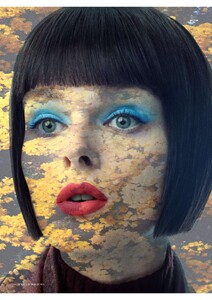 Harper's Bazaar UK 09-2025_5.jpg